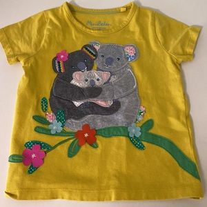 Mini boden koala hugging appliqué t shirt